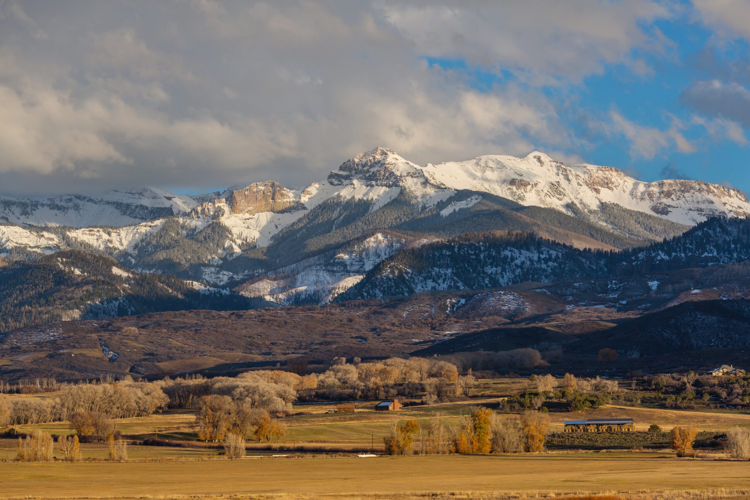 monument co